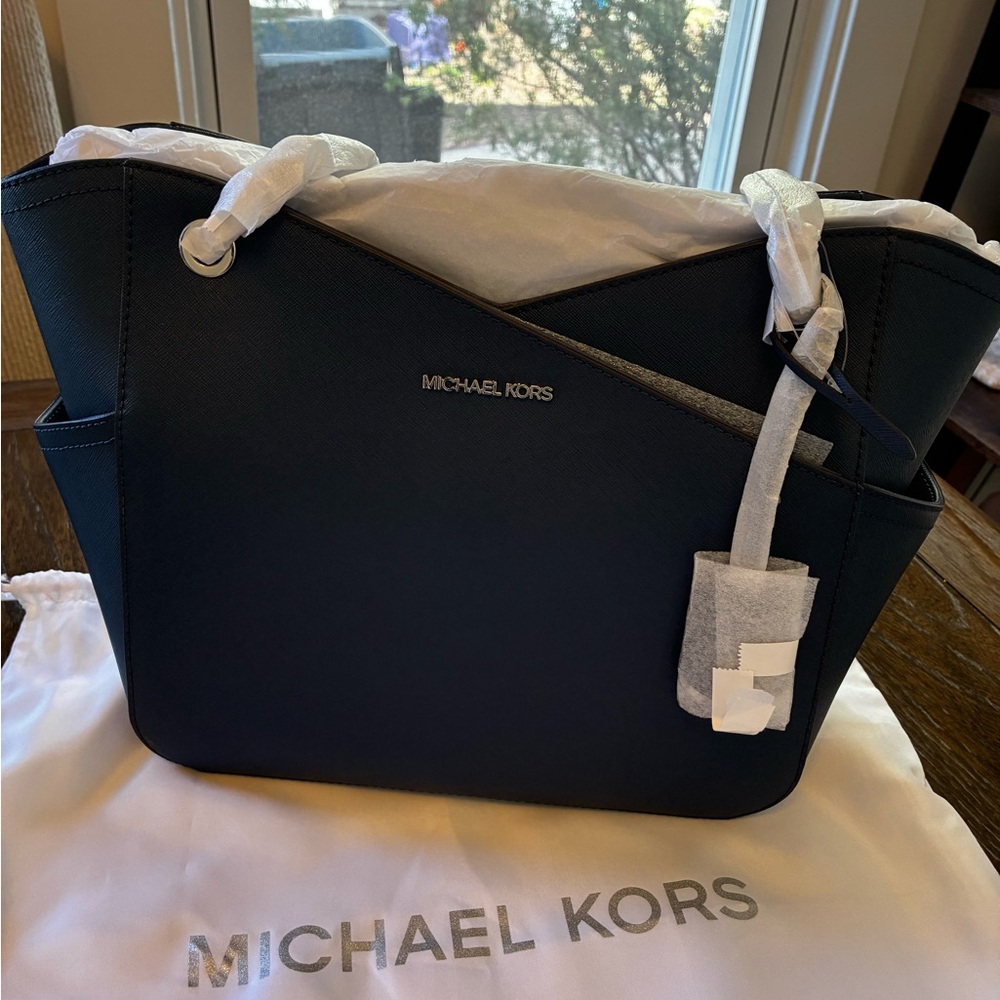 Michael Kors Dark Blue Tote Bag - Picture 8 of 8